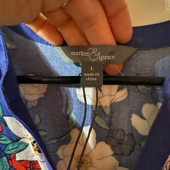 NWT MARKET & SPRUCE Floral Tank Top 3 Button down, Sz L. - Picture 9 of 11